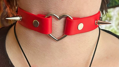 Crimsin Heart Spiked Choker